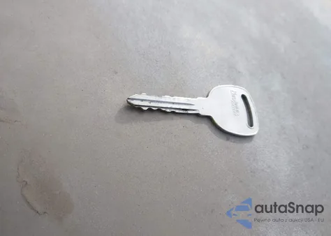 1997 Chevrolet C1500 Sportside из США, поврежденный, VIN 1GCEC14WXVZ197344